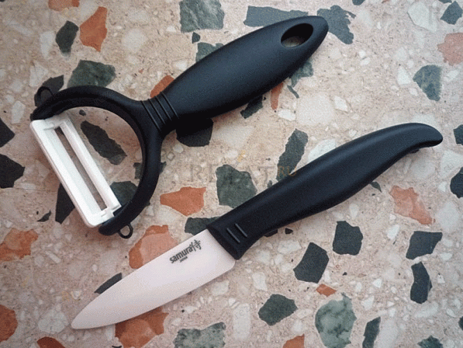 Набор фруктовый нож и овощечистка (черные рукояти) Samura Eco-Ceramic