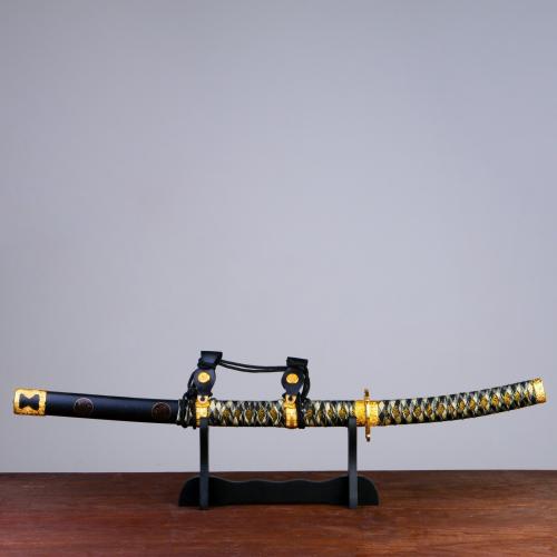 Сувенирное оружие «Катана на подставке», чёрные ножны, бежево — коричневая обмотка, 78см 740285