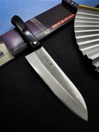 FU-301 FUJITORA Нож кухонный  Сантоку, сталь VG-10, 3 слоя, 170 мм 072288001